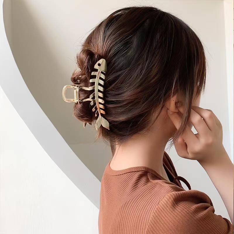 Golden Tide Fishbone Hair Claw